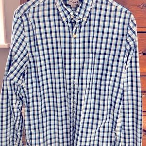 JCrew Men’s Slim Fit long sleeve